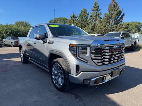 Used 2024 GMC Sierra 1500 Denali AWD/4WD image 6