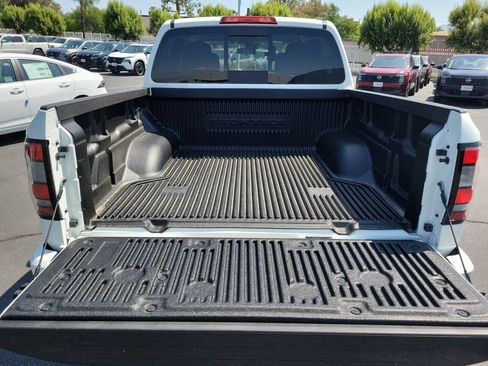 New 2026 Nissan Frontier SV w/ Tow Package RWD image 4