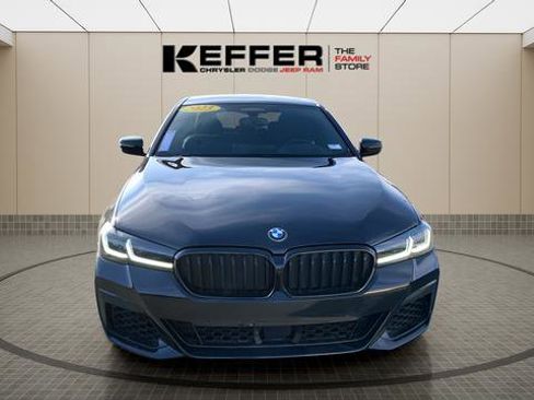 Used 2023 BMW M550i xDrive w/ Dynamic Handling Package image 11