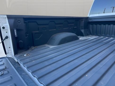 Used 2025 Chevrolet Silverado 2500 LTZ w/ LTZ Convenience Package image 35