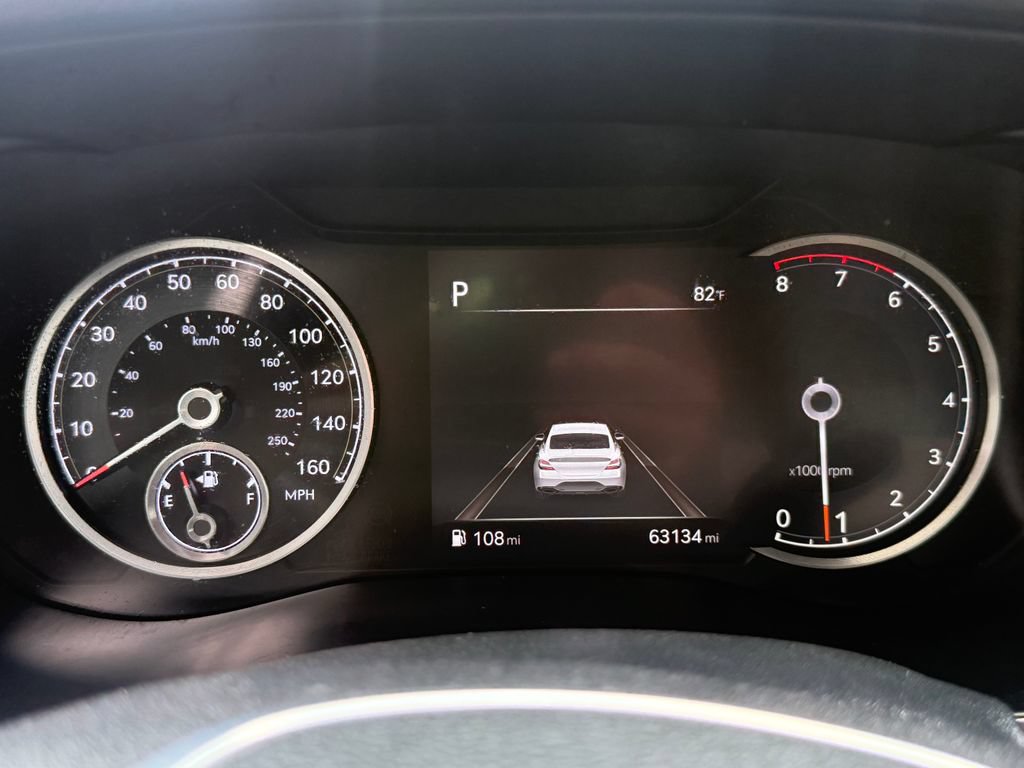 Used 2022 Genesis G70 2.0T RWD image 24