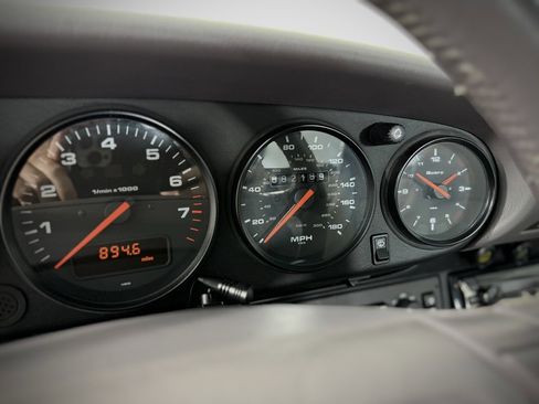 Used 1991 Porsche 911 Turbo image 24