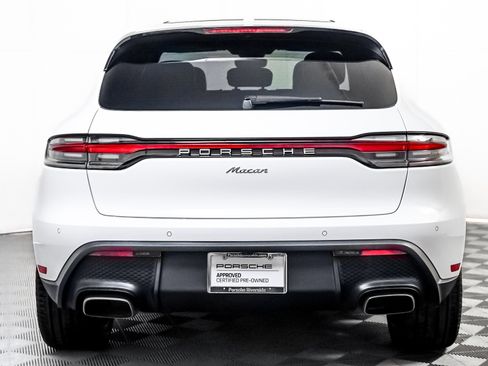 Certified 2024 Porsche Macan image 11