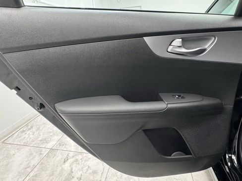 Used 2023 Kia Forte LXS image 30