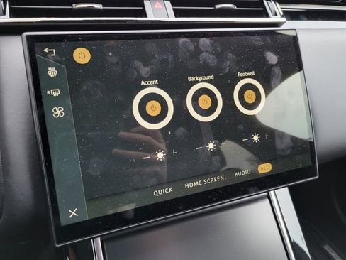 Used 2025 Land Rover Range Rover Velar Dynamic HSE image 39