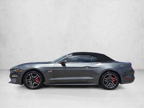 Used 2018 Ford Mustang Premium RWD image 8