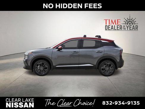 Used 2025 Nissan Kicks SR AWD/4WD image 4