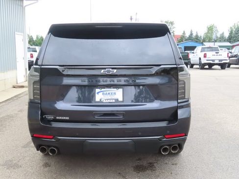 Used 2025 Chevrolet Suburban Z71 w/ Z71 Off-Road Package AWD/4WD image 11