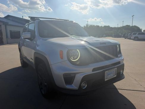 Used 2020 Jeep Renegade Altitude AWD/4WD image 25