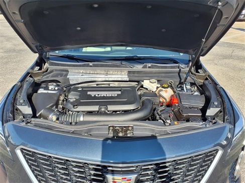 Used 2019 Cadillac XT4 Premium Luxury w/ Cold Weather Package image 3