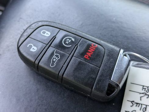 Used 2023 Dodge Durango GT RWD image 37