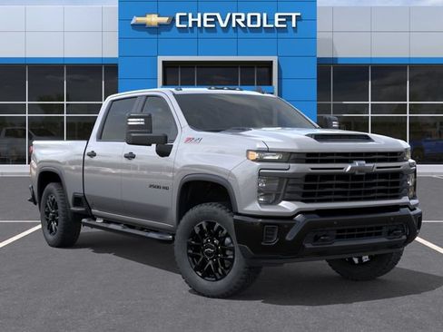 New 2026 Chevrolet Silverado 2500 Custom w/ Custom Value Package AWD/4WD image 7