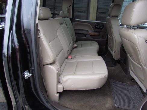 Used 2014 GMC Sierra 1500 SLT w/ SLT Crew Cab Value Package image 15