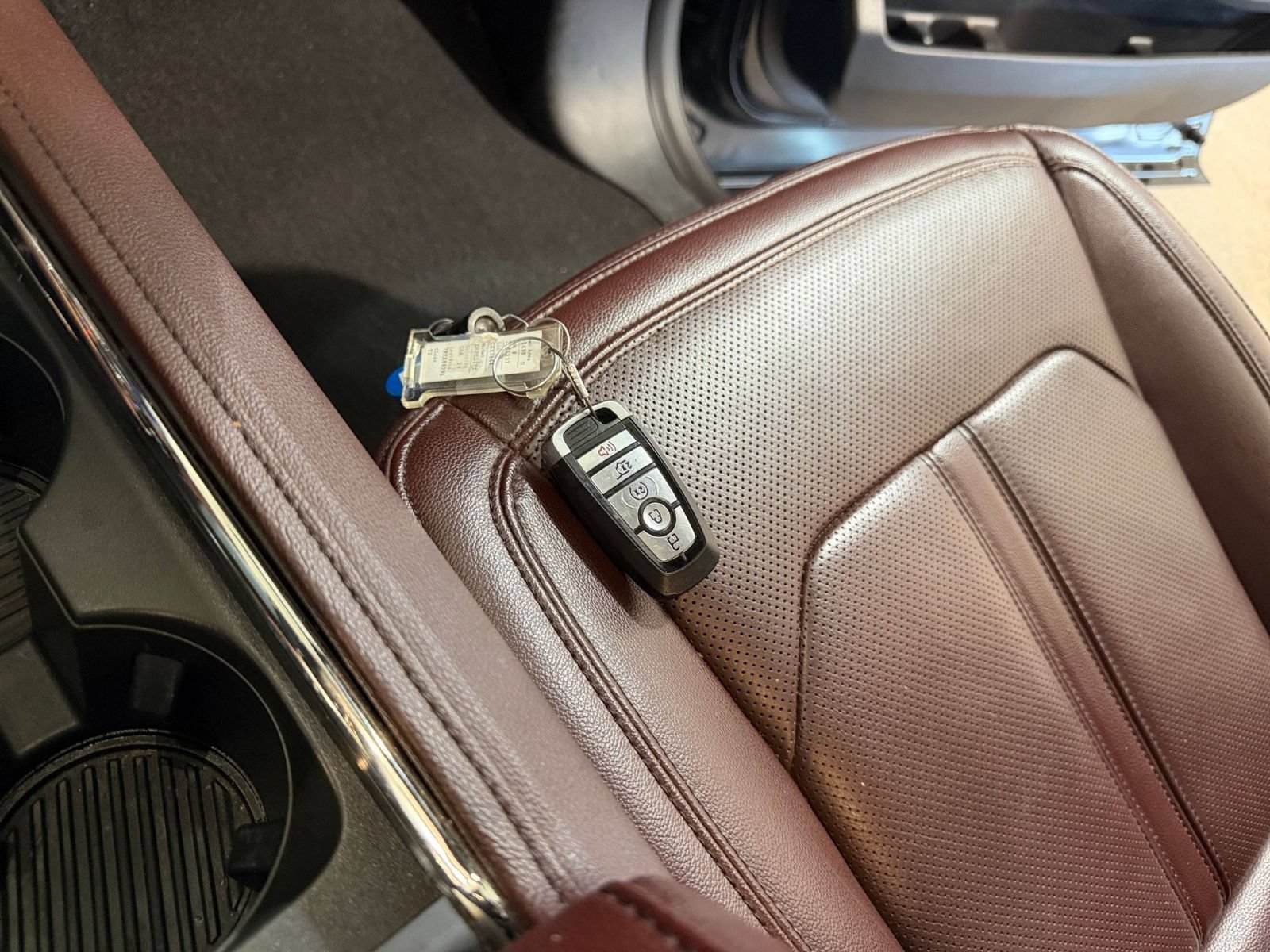 Used 2024 Ford Expedition Limited AWD/4WD image 20