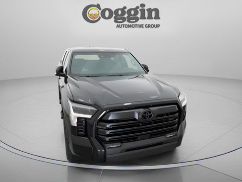 New 2026 Toyota Tundra SR5 AWD/4WD image 32