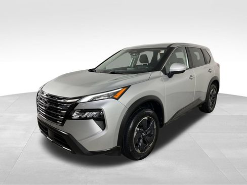 Used 2025 Nissan Rogue SV AWD/4WD image 4