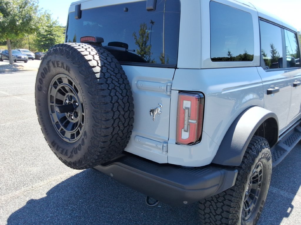 Used 2026 Ford Bronco Badlands w/ Sasquatch Package AWD/4WD image 15