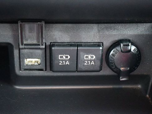 Used 2021 Toyota Highlander XSE image 36