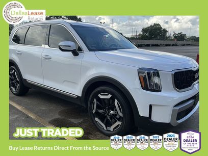 Used 2023 Kia Telluride EX w/ EX Captain's Chair Package