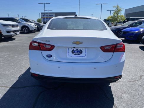Used 2025 Chevrolet Malibu LS FWD image 6