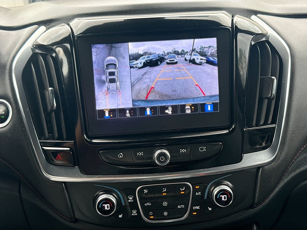 Used 2023 Chevrolet Traverse RS FWD image 14