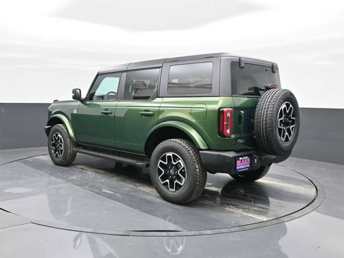 New 2024 Ford Bronco Outer Banks image 6