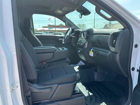 New 2026 Chevrolet Silverado 1500 W/T w/ WT Value Package AWD/4WD image 12