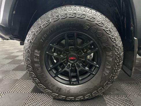 Used 2021 Toyota Tacoma TRD Pro AWD/4WD image 37