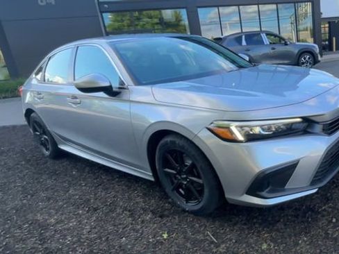 Used 2023 Honda Civic LX image 2