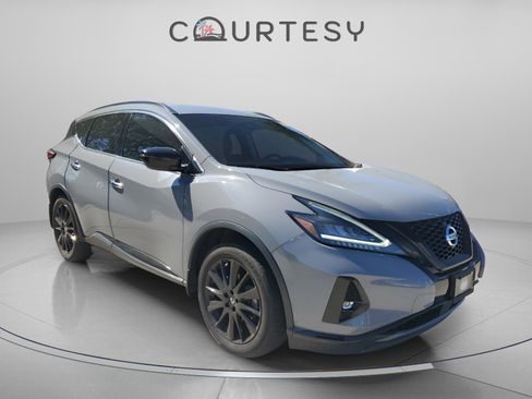 Used 2022 Nissan Murano SV w/ SV Midnight Edition Package image 4
