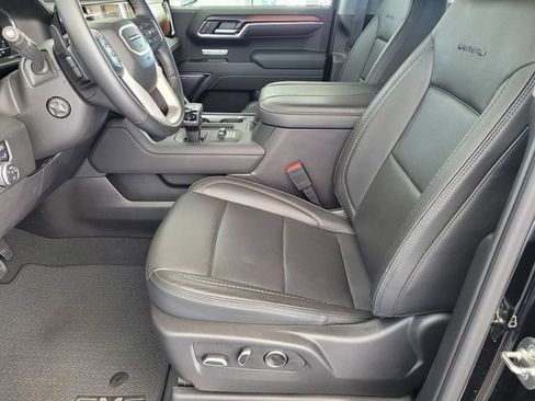 Used 2025 GMC Sierra 1500 Denali w/ Denali Reserve Package AWD/4WD image 17