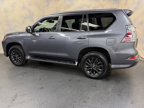 Used 2021 Lexus GX 460 Premium w/ Premium Package AWD/4WD image 4