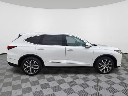 Used 2023 Acura MDX SH-AWD w/ Technology Package image 6