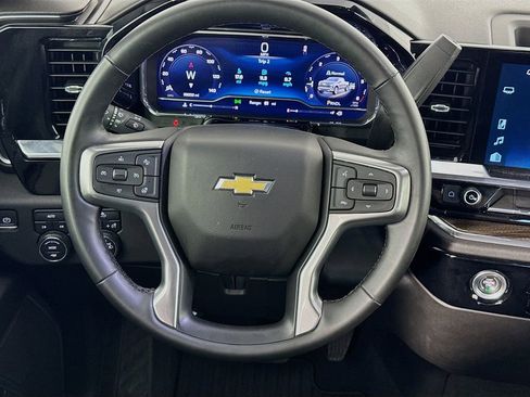 Used 2024 Chevrolet Silverado 1500 LT image 35
