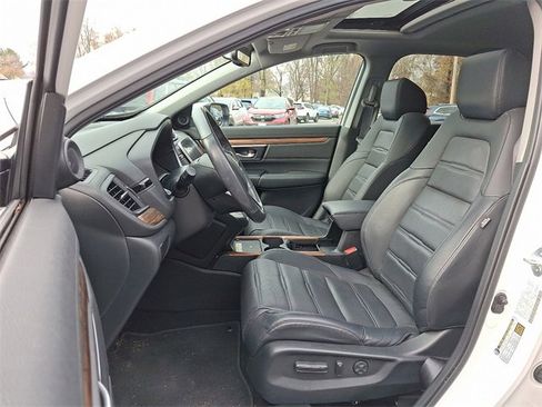Used 2022 Honda CR-V Touring image 14