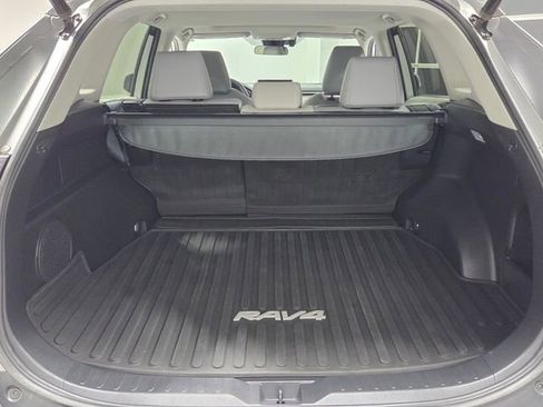 Used 2021 Toyota RAV4 XLE Premium FWD image 12
