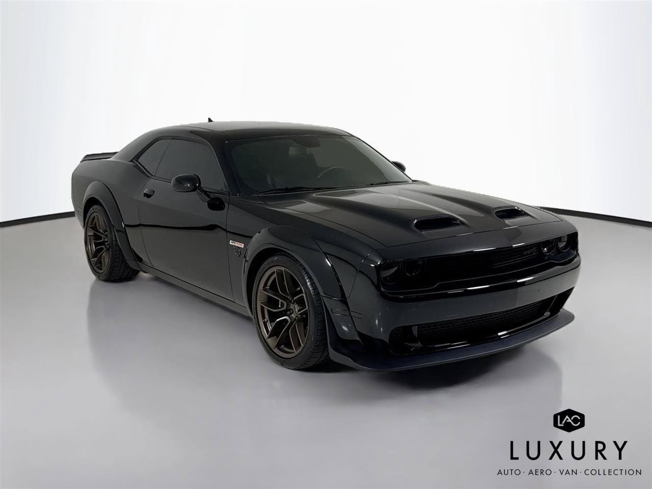 Used 2022 Dodge Challenger SRT Hellcat RWD image 3