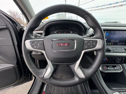 Used 2023 GMC Acadia SLE w/ Driver Convenience Package image 23