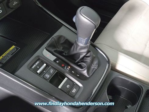 Used 2025 Honda CR-V EX-L image 30