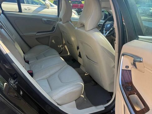 Used 2012 Volvo S60 T5 FWD image 21