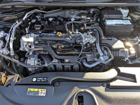 Used 2025 Toyota Corolla LE image 31