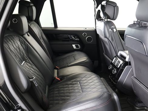 Used 2021 Land Rover Range Rover SV Autobiography Dynamic image 40