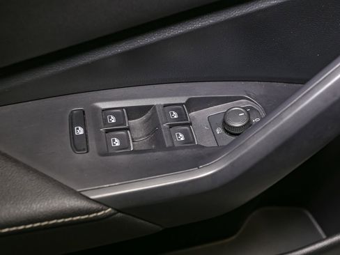 Certified 2023 Volkswagen Jetta Sport image 36