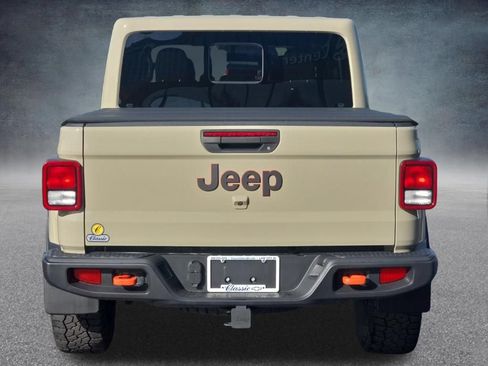 Used 2022 Jeep Gladiator Mojave w/ Cold Weather Group AWD/4WD image 6