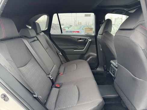 New 2025 Toyota RAV4 SE image 28
