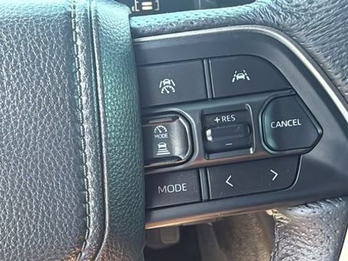 Used 2025 Toyota Tacoma SR5 w/ SR5 Upgrade Package RWD image 17