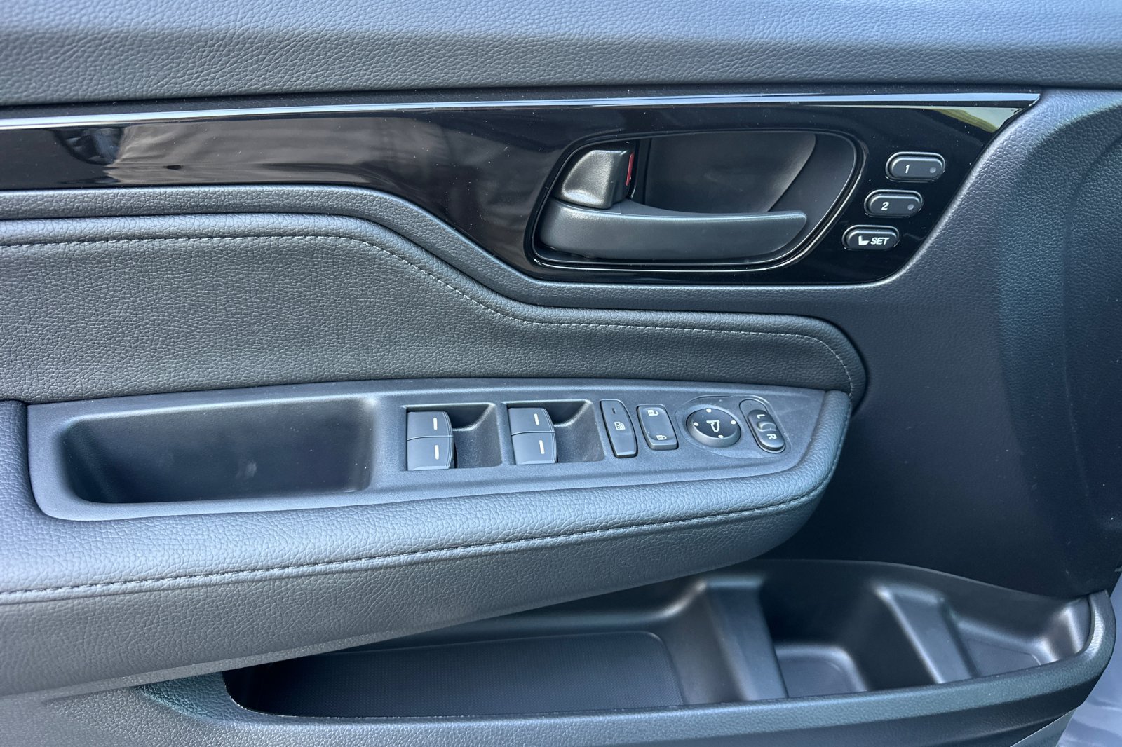 New 2027 Honda Odyssey Touring image 10