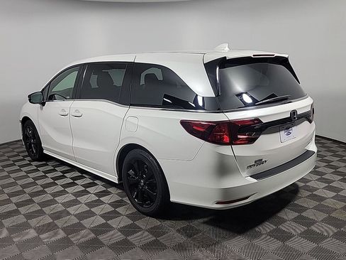 Certified 2023 Honda Odyssey Sport image 10