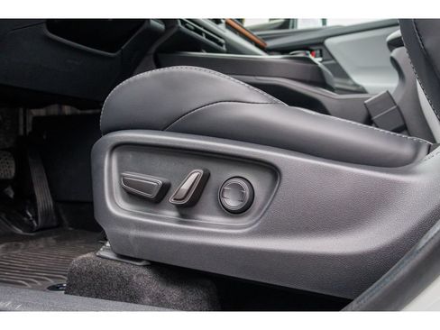 New 2026 Subaru Uncharted AWD image 16