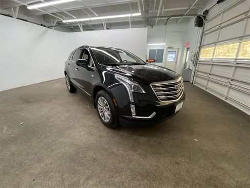 Used 2017 Cadillac XT5 Luxury image 8